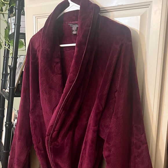 Victoria's Secret Burgundy Robe - Picture 3 of 9